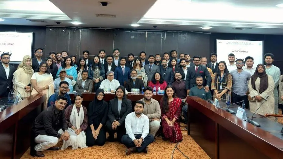 আইনজীবী হিসেবে তালিকাভুক্ত নর্থ সাউথ ইউনিভার্সিটির শিক্ষার্থীদের সংবর্ধনা
