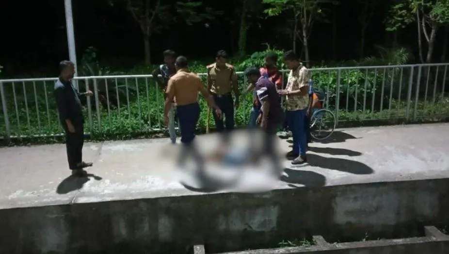 রাবি শিক্ষার্থীকে মারধরের ঘটনায় ৪ জনকে সাময়িক বরখাস্ত