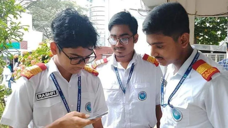 কলেজে ভর্তি আবেদনের সময় বাড়ল