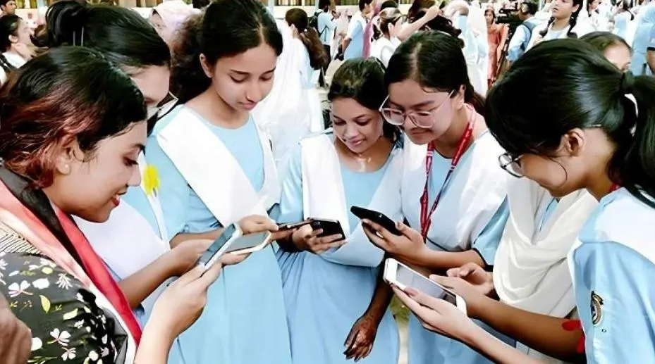 একাদশে দ্বিতীয় পর্যায়ের ভর্তির ফল প্রকাশ, জিপিএ-৫ পেয়েও কলেজ পায়নি ৩২১ শিক্ষার্থী