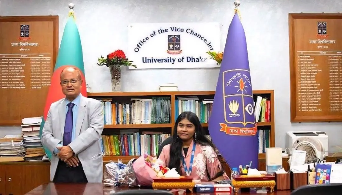 একদিনের জন্য ঢাবি ভিসির প্রতীকী দায়িত্বে এইচএসসি পড়ুয়া শীতল